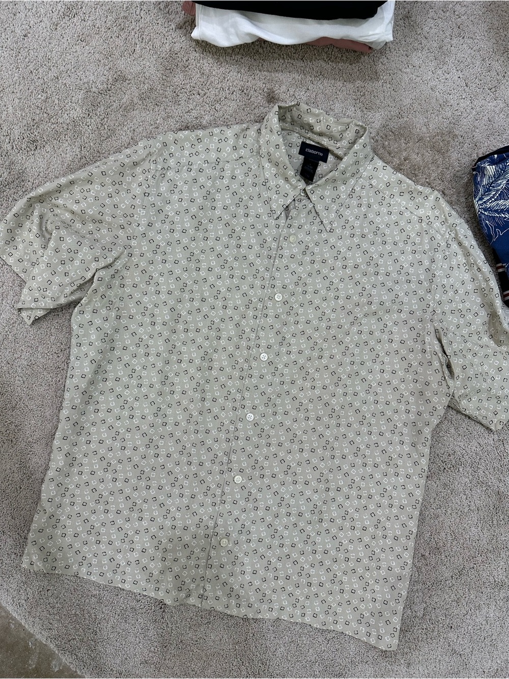 Claiborne Light Beige Short-Sleeve Button-Down Shirt
